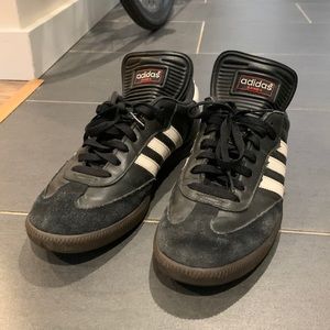 Adidas Samba Classic, black, men’s soccer shoes, excellent condition, size 10.5